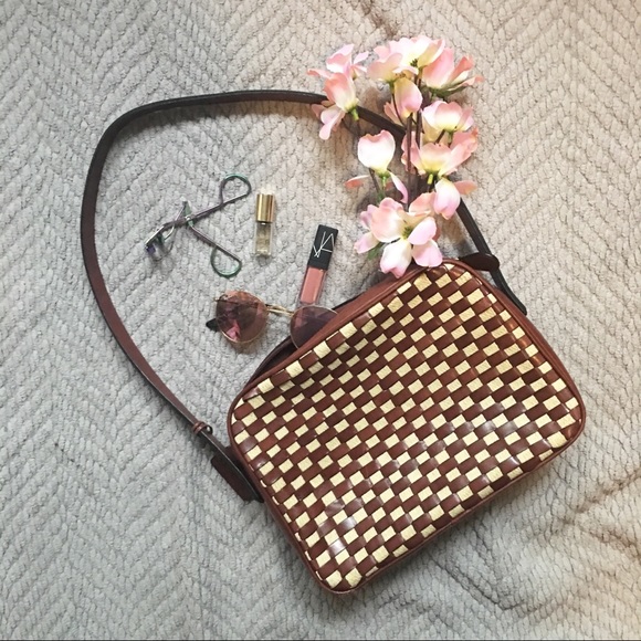 Vintage Handbags - 🔮VTG Basket Woven Shoulder Bag.